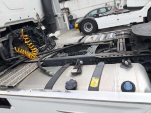 truck MERCEDES ACTROS 1851 FV017RW 114971